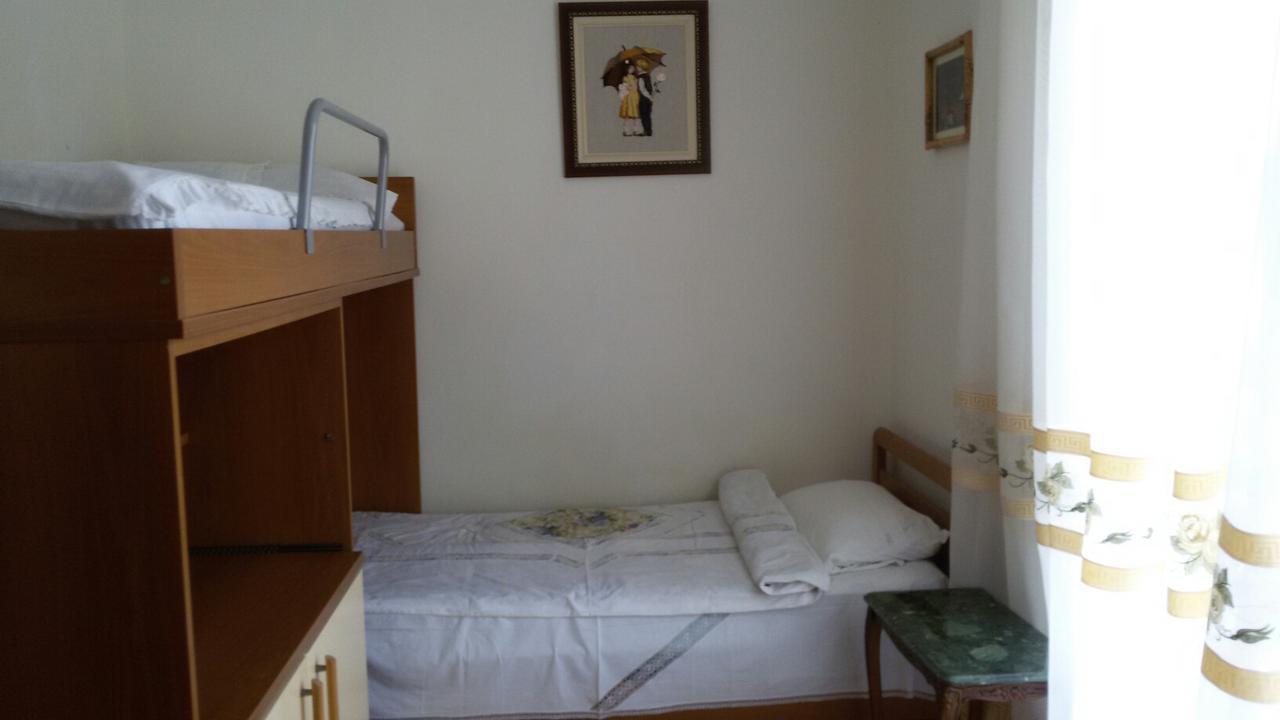 Apartment Botanicheskiy Sad Sutomore Eksteriør bilde