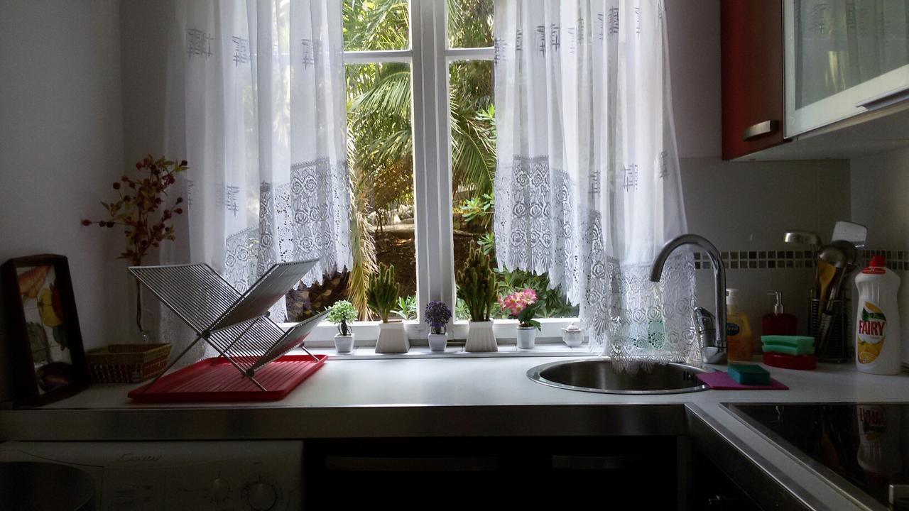 Apartment Botanicheskiy Sad Sutomore Eksteriør bilde